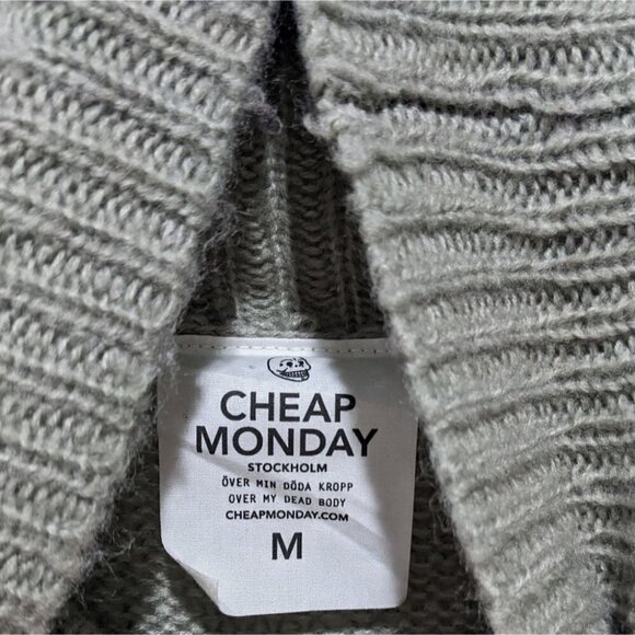Cheap Monday | Haunt turtleneck sweater in grey - Picture 6 of 11